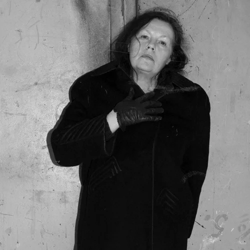 Η Ρούλα Πατεράκη διαβάζει Βιρτζίνια Γουλφ στο φεστιβάλ WOW – Women of the World 2025