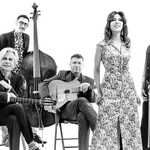 Οι Gadjo Dilo συνεχίζουν στο Gazarte