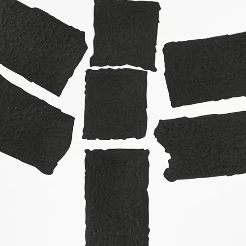 "Terra Urbana": Ο Τάσσος Τριανταφύλλου έφτιαξε μια έκθεση που μελετά κατάλοιπα του αστικού τοπίου