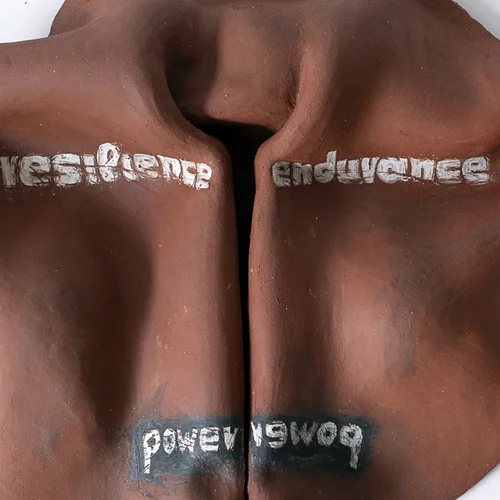 "UnComfort Zones": Μια έκθεση που μας βγάζει από τη ζώνη ασφαλείας μας