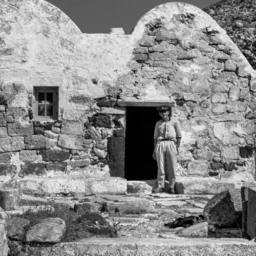 Η Σαντορίνη μέσα από τον φακό του σπουδαίου Robert McCabe