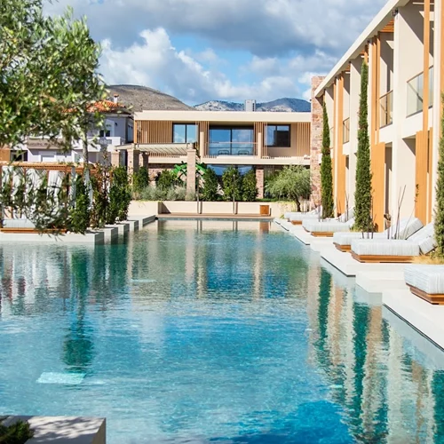 "Pearl Island Chios": Πεντάστερο Πάσχα στο νησί της μαστίχας