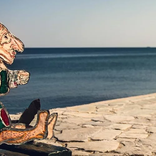 Καλοκαίρι με Καραγκιόζη από τον Τάσο Κώνστα και τον Κώστα Σπυρόπουλο