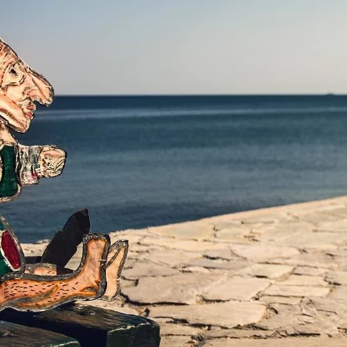 Ο Καραγκιόζης παραμένει στη θερινή σκηνή του Φλοίσβου