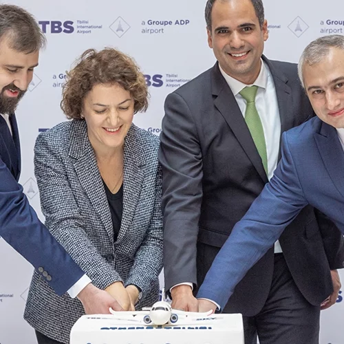 Η SKY express εγκαινιάζει απευθείας πτήσεις για Αθήνα-Τιφλίδα