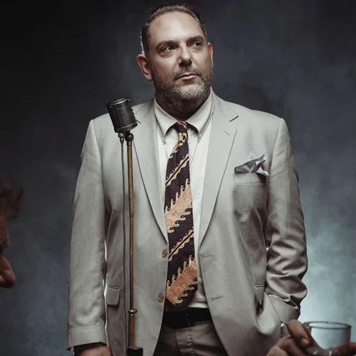 "Τα πήρες όλα κι έφυγες": Η ζωή του Στράτου Διονυσίου τον Μάρτιο στη σκηνή με ένα καστ-έκπληξη