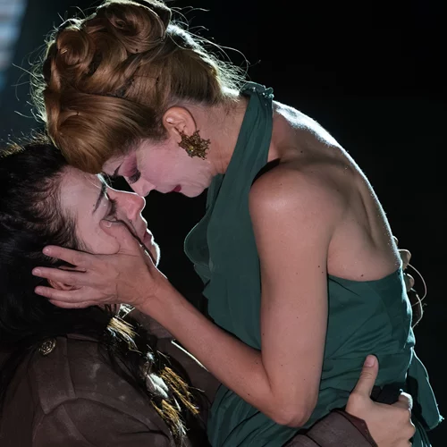 Η 'Ηλέκτρα' του Δημήτρη Τάρλοου συνεχίζει την περιοδεία, πριν τη μία και μοναδική παράσταση στο Ηρώδειο