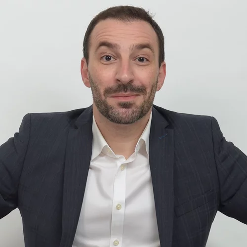 "Comedy club για παιδιά" με τον Γιώργο Χατζηπαύλου