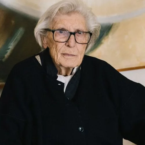 Πέθανε η πρωτοπόρα γκαλερίστα και ιδρύτρια του ΙΣΕΤ Τζούλια Δημακοπούλου