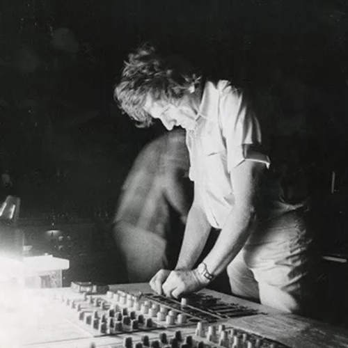 Μη χάσετε το finissage της έκθεσης για τον Ιάννη Ξενάκη στο ΕΜΣΤ