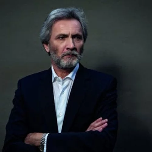 Από τη Χάρτινη Πόλη το νέο βιβλίο του Γιάννη Καλπούζου