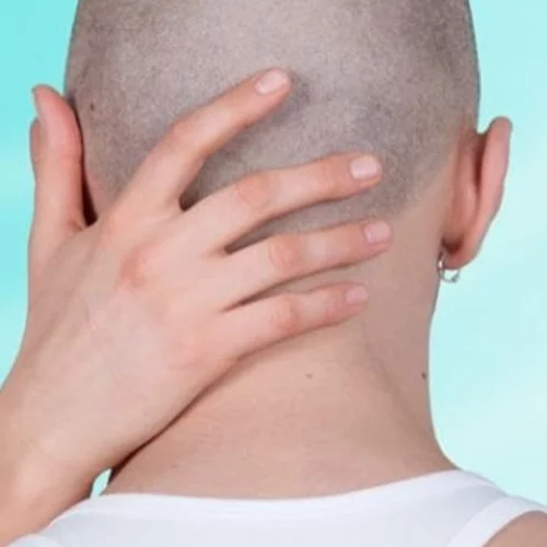 Στον νέο του εκθεσιακό κύκλο, το ΕΜΣΤ εξερευνά την "αγάπη στα χρόνια της ψυχρής οικειότητας"