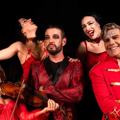 "Maskaráta" ξανά από τους Nefelopetra