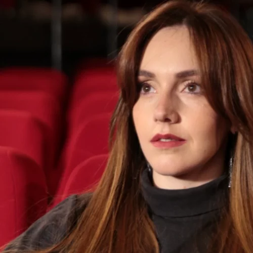 Αικατερίνη Παπαγεωργίου: "Στα μάτια των παιδιών βλέπουμε τα μάτια των θεατών του αύριο"