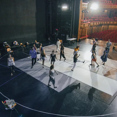 Το κοινωνικό θέατρο