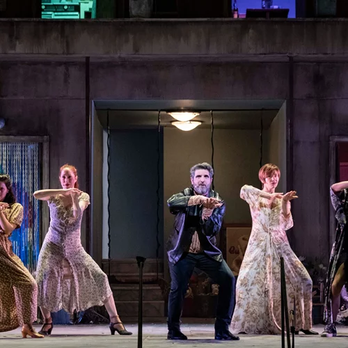 Στο Παλλάς η "Αυλή των θαυμάτων - Το μιούζικαλ"