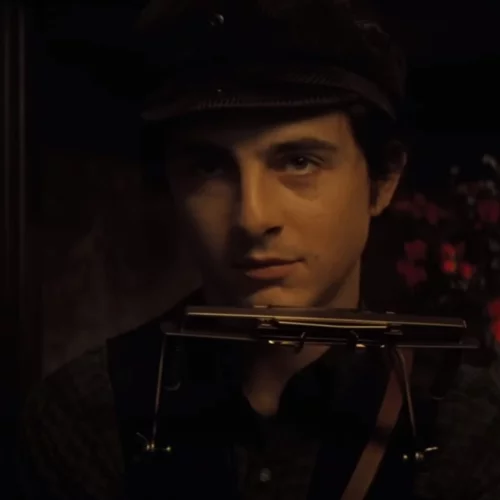 Ο Τιμοτέ Σαλαμέ είναι ο Μπομπ Ντίλαν στο teaser του A Complete Unknown