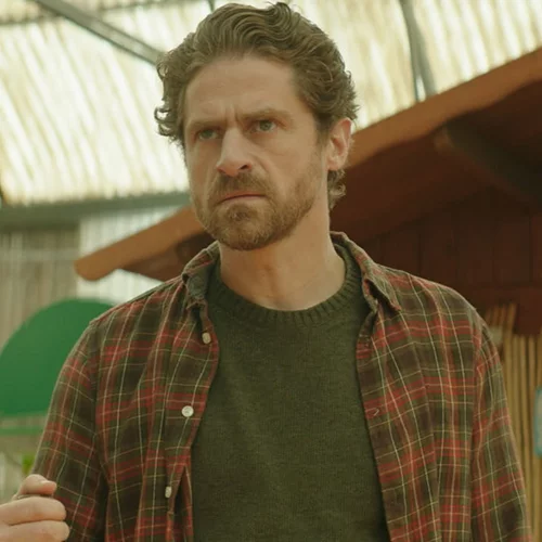 Ένα έγκλημα ξεσπά στο τρέιλερ της "Αγέλης Προβάτων"