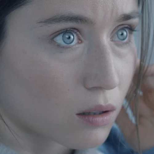 "Άκουσέ με" - Η πρωταγωνίστρια Ευθαλία Παπακώστα ήρθε για να μείνει