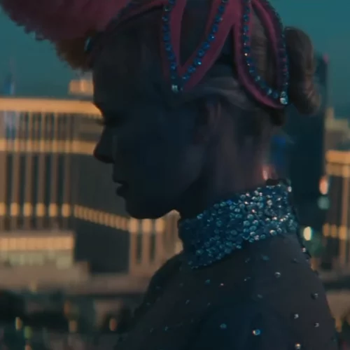 Η Πάμελα Άντερσον έρχεται στη μεγάλη οθόνη με την ταινία "The Last Showgirl": Δείτε το τρέιλερ