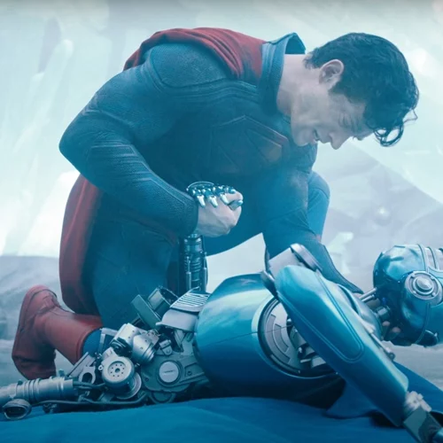 Θεαματικό απόσπασμα 5 λεπτών από το νέο "Superman"