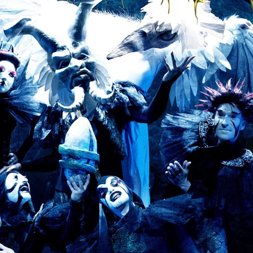 Ποιος τελικά είναι ο φιλάνθρωπος; Οι Dirty Granny Tales απαντούν