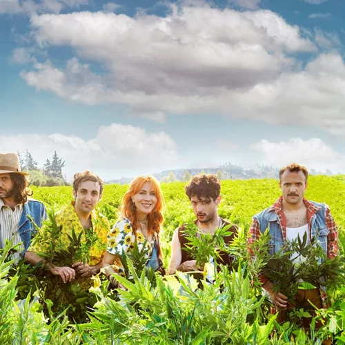 Σμαράγδα Καρύδη, "Η μαριχουάνα της μαμάς είναι η καλύτερη";