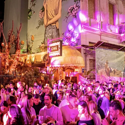 Το "Che" γιορτάζει τα 7α γενέθλιά του με ένα street party