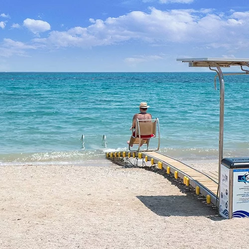 Η Πιερία ενισχύει την προσβασιμότητα στις παραλίες της