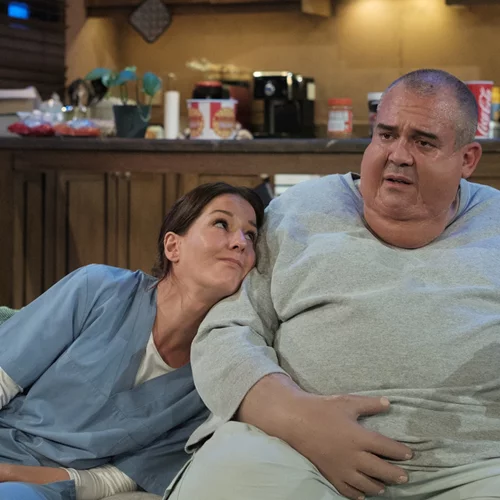 "Η φάλαινα": Δείτε φωτογραφίες του Πυγμαλίωνα Δαδακαρίδη με τον νέο θίασο