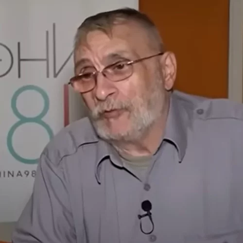 Πέθανε ο γνωστός κριτικός Ιάσονας Τριανταφυλλίδης