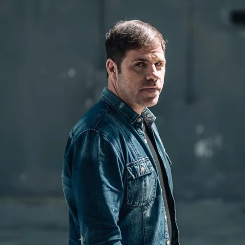 "Τσίου... Η παράσταση": Το cult διαμάντι επιστρέφει