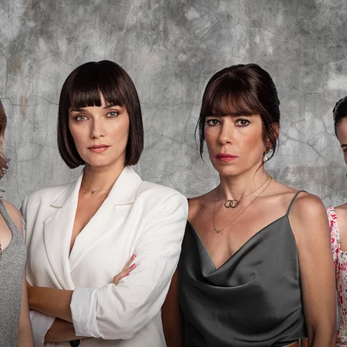 "Τέλειοι Ξένοι" στην ίδια οικογένεια