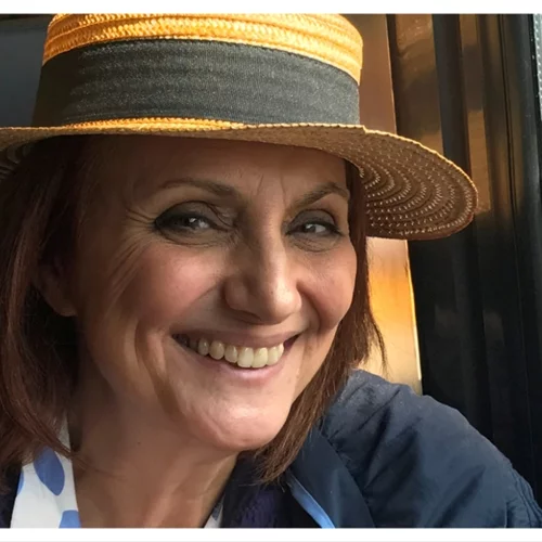 Μια συνέντευξη σε κίνηση: Η Τατιάνα Λύγαρη και το Τρένο το Ρουφ που δεν σταματά ποτέ