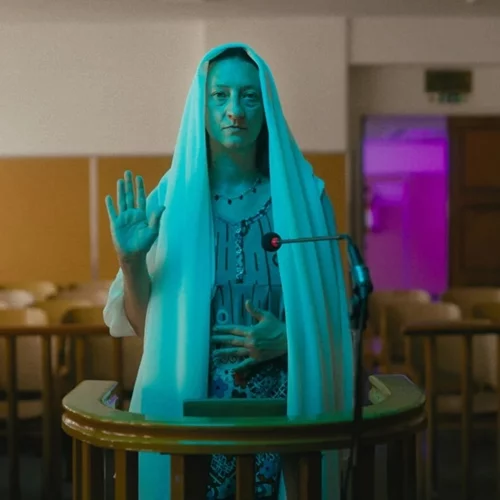 Τα "Αδέσποτα Κορμιά" εξοργίζουν για όλους τους σωστούς λόγους