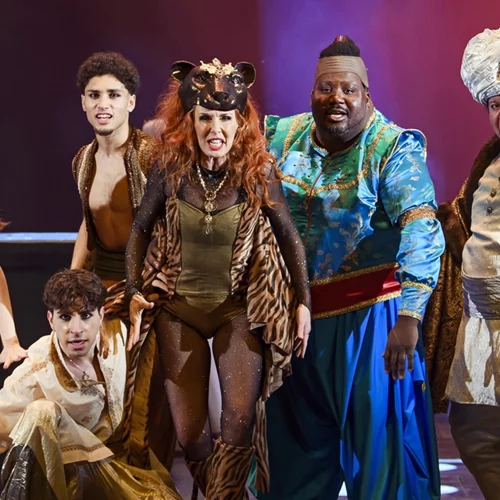 "Ο Αλαντίν και τα μαγικά Χριστούγεννα": Insider ξενάγηση στο υπερθέαμα