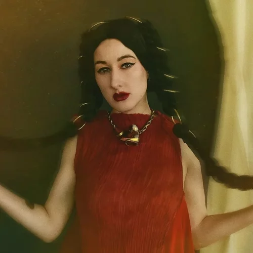 Η Ζola Jesus επιστρέφει στο Arch Club