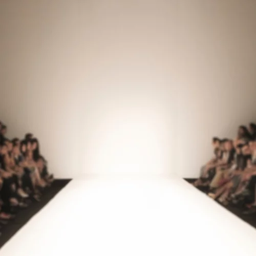 Πώς ο μύθος του Ίκαρου ενέπνευσε τη συλλογή Schiaparelli στο Παρίσι