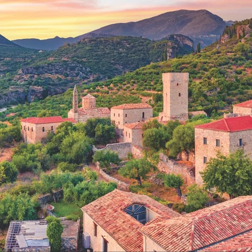 Old Kardamili Traditional Restaurant: Ενα γευστικό ταξίδι με θέα τον Μεσσηνιακό κόλπο