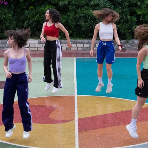 Έξι νέοι χορογράφοι συνομιλούν με την Ελευσίνα