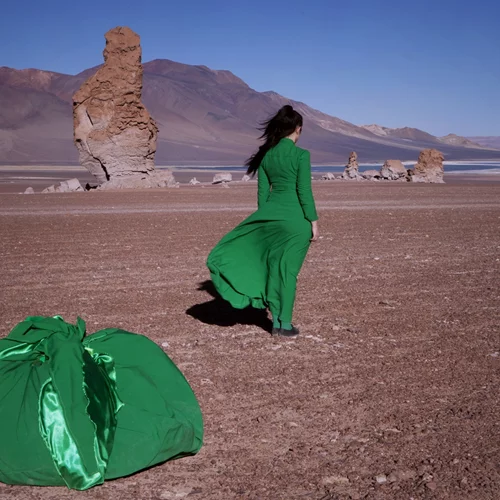 H εικαστικός Μαρία Ζερβός μάς ανοίγει το καλλιτεχνικό της εργαστήριο