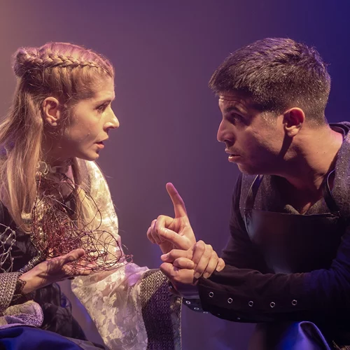 "Το καταραμένο παιδί" παραμένει στη σκηνή του Θεάτρου Arroyo