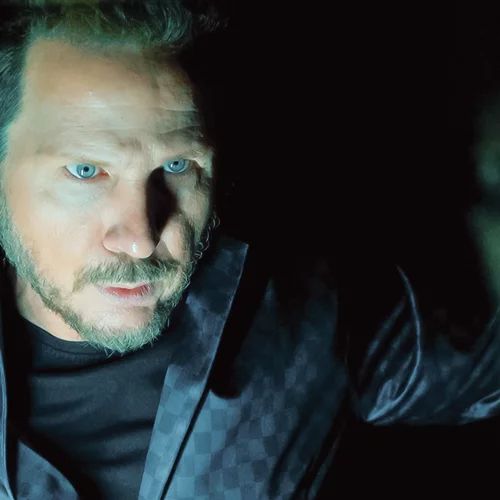 Αλέξιος Κοτσώρης: Το "Φονικό στα σκοτεινά" συνδυάζει την σκοτεινή πλευρά μας με τρόμο και χιούμορ