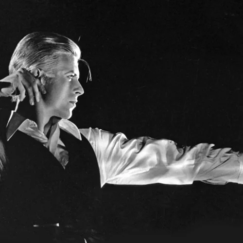 Η Heroes Tribute Band φέρνει αγαπημένα τραγούδια του David Bowie στο Gazarte