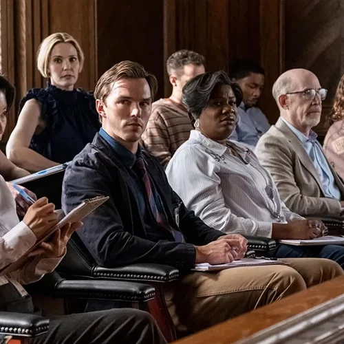 Τι γίνεται με τη νέα ταινία του Κλιντ Ίστγουντ, "Juror #2";