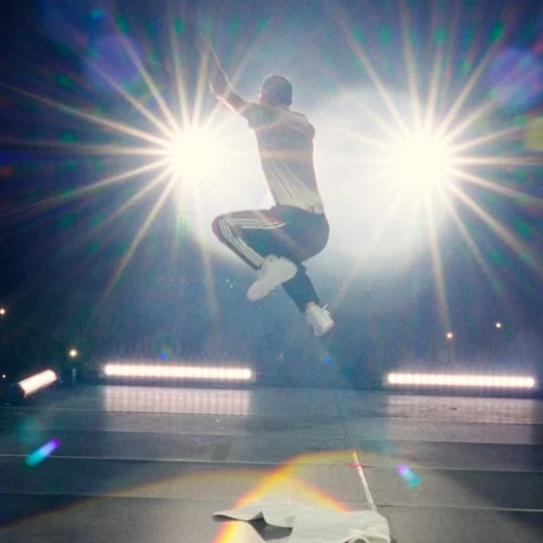 "Εμείς" - Μια Ταινία για τον Bloody Hawk