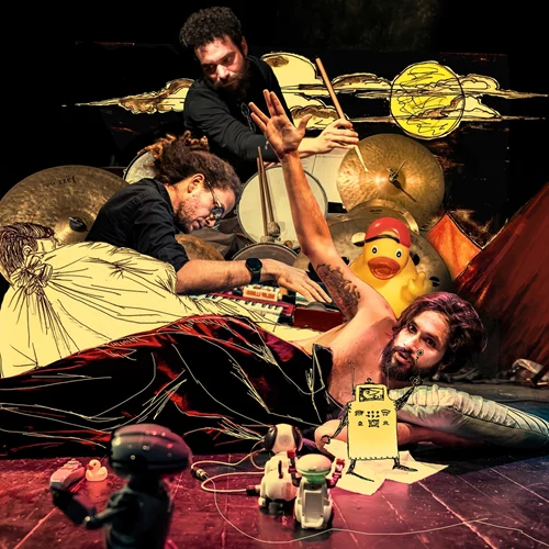 "Νυξ": Ο Γιάννης Νιάρρος έρχεται με "Λος Ιστορίας Περίεργας" στο θέατρο Σημείο