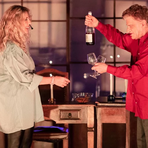 "Χορεύοντας με τη θύελλα" στο θέατρο Πειραιώς 131