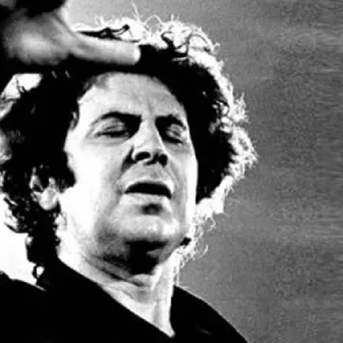 Τραγούδια του Μίκη Θεοδωράκη ντύνουν μια παράσταση για τη ζωή του στη Ρεματιά