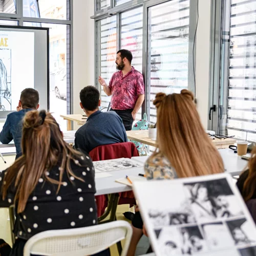 Συνεχίζεται η "Μαρμελάδα Κυψέλη" με τον Pan Pan